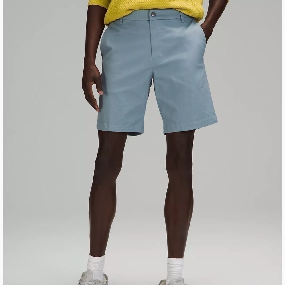 Lululemon Commission Classic-Fit Short 9"
Oxford